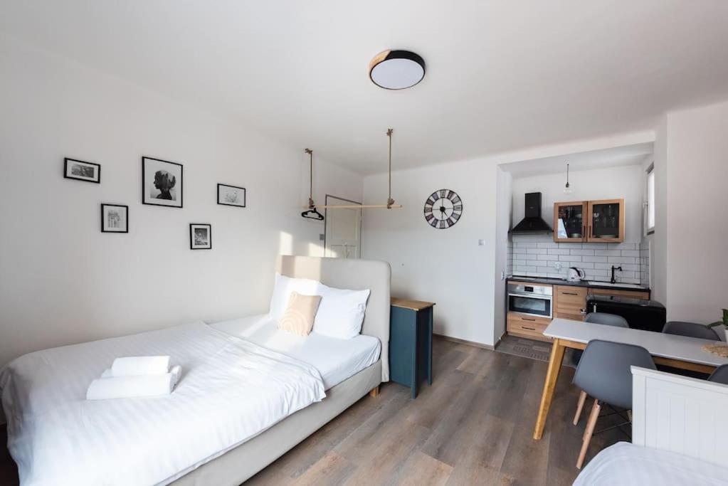 Bellagio Apartment Прага Екстер'єр фото